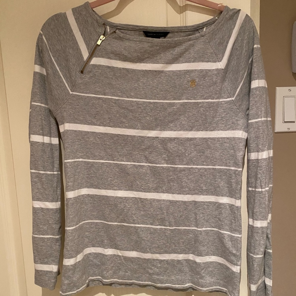 Tommy Hilfiger sweater